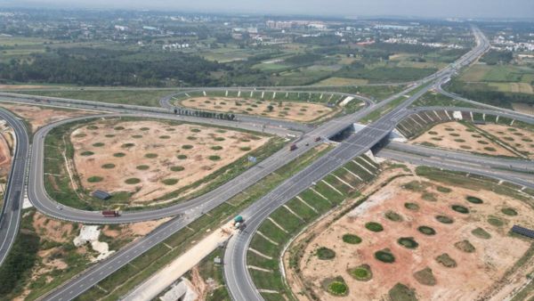 NHAI Guinness Record Bengaluru Kadapa Vijayawada Expressway Andhra Pradesh Infrastructure Growth AP Roads Development