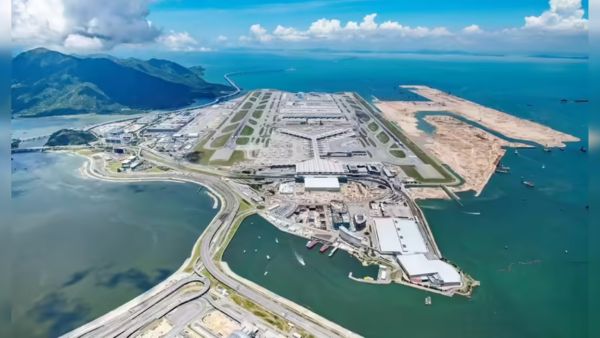 vadhavan airport india first offshore airport maharashtra palghar project cost capacity 90 million passengers logistics hub summary