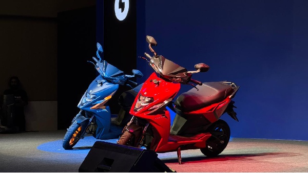 Simple Energy Launches Indias First Single Charge 400 Km Range Electric Scooter