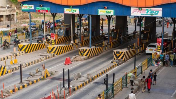 New eChallan system at toll plazas to fine vehicles with expired insurance and pollution certificates
