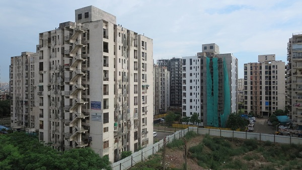 Should you buy the apartment you are renting key factors legal due diligence for tenants Bengaluru update