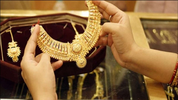 gold price India April 2026 gold Rs 53500 per 100 gm India gold market update silver price India April 2026 rupee recovery gold impact gold investment opportunity India weekly gold price India gold vs silver price trend gold buying alert India Indian bullion market news gold price jump India silver stalls India rupee strengthens gold gold price forecast India gold market news April 2026 gold price surge silver market update India India gold buying trends precious metals India rupee impact on gold prices 53 500 100 vs