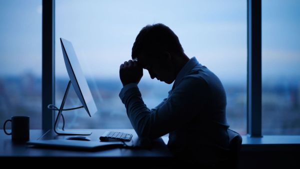 Bengaluru Techie Quits Google Job to Follow Dreams Calling Himself a Robot Viral Instagram Video and Father Deadline Details Summary