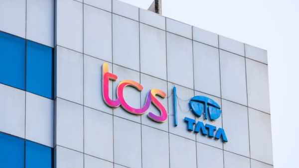 TCS Hikes announced annual salary increment for all grades effective April 1 along with Q4 results TCS Hikes announced annual salary increment for all grades effective April 1 along with Q4 results