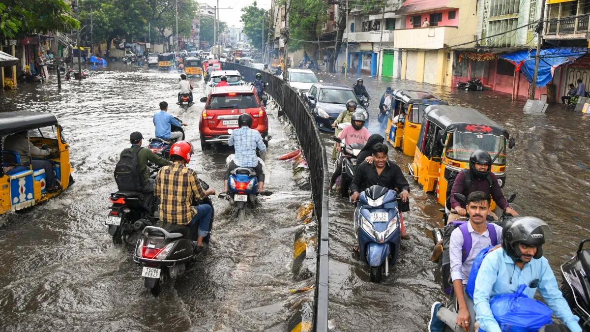 ఐఎండీ అలర్ట్.. మరో మూడు రోజులు నిప్పుల కొలిమిలా తెలుగు రాష్ట్రాలు.. హైదరాబాద్‌లో అర్థరాత్రి దంచి కొట్టిన వాన..