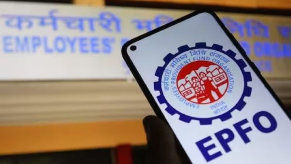 Minimum EPS 95 pension increased to 7500 rupees check EPFO official clarification on fake letter Minimum EPS 95 pension increased to 7500 rupees check EPFO official clarification on fake letter