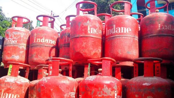 Why Government Cut LPG Subsidy Under Ujjwala Yojana Direct Impact On Users Explained Why Government Cut LPG Subsidy Under Ujjwala Yojana Direct Impact On Users Explained