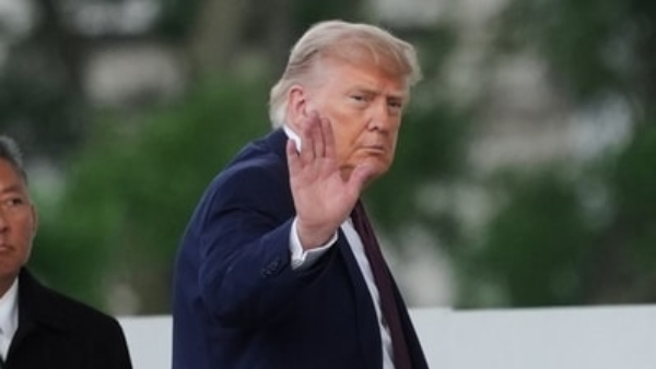 Donald Trump Trump tariffs digital tax US tech companies digital services tax US trade policy trade war tariffs global trade American companies Big Tech Google tax Meta tax Apple tax Amazon tax international trade US economy trade tensions digital economy tariff news