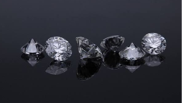 lab-grown diamonds