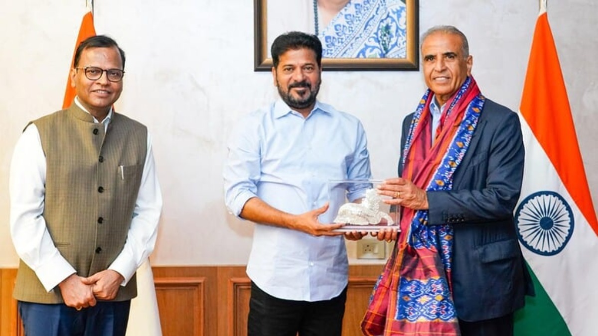 తెలంగాణలో భారీ AI క్యాంపస్‌ ఈ ఏరియాలోనే.. సీఏం రేవంత్ రెడ్డిని కలిసిన ఎయిర్‌టెల్ చీఫ్..