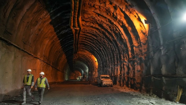 Tunnel Tunnel