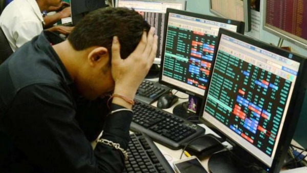 Closing Bell Stock Market Today Share Market Today Sensex Today Sensex falls 555 points Nifty Today banking stocks IT stocks bank shares IT shares selling pressure market sell-off Indian stock market stock market closing Sensex closing Nifty closing share market news banking sector IT sector market update Closing Bell Stock Market Today Sensex Today 555 IT Closing Bell Stock Market Today Share Market Today Sensex Today Sensex falls 555 points Nifty Today banking stocks IT stocks bank shares IT shares selling pressure market sell-off Indian stock market stock market closing Sensex closing Nifty closing share market news banking sector IT sector market update Closing Bell Stock Market Today Sensex Today 555 IT