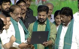 Rythu Bharosa: గుడ్ న్యూస్.. రైతుల ఖాతాల్లో రూ.42 వేలు జమ..!