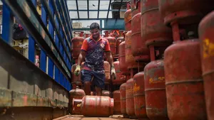 Good News For Pm Ujjwala Beneficiaries Govt Approves Rs 12 000 Cr Outlay How To Apply For Free Lpg 1448411.html