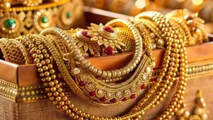 Gold Rates Today 27 04 2026 24k 22k 18k Gold Prices Ibja Tanishq Malabar Gold Grt Joyalukkas Bhima 1504679.html