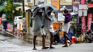 Bengaluru Weather Today Keep That Umbrella Out Monsoon Rains Set To Continue Through June 20 Says 1515463.html