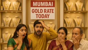 Massive Fall In Mumbai Gold Rate Today 24k Crashes By Rs 820 10 Gram Silver Down Too Check June 1512137.html