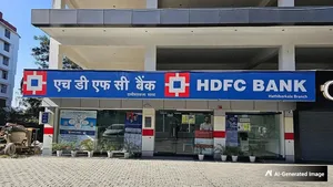 Hdfc Bank Q1 Results Pat Jumps 5 Yoy To Rs 19 060 Crore Nii Rises 7 Hdfc Bank Stock Price Adr Trend 1523065.html