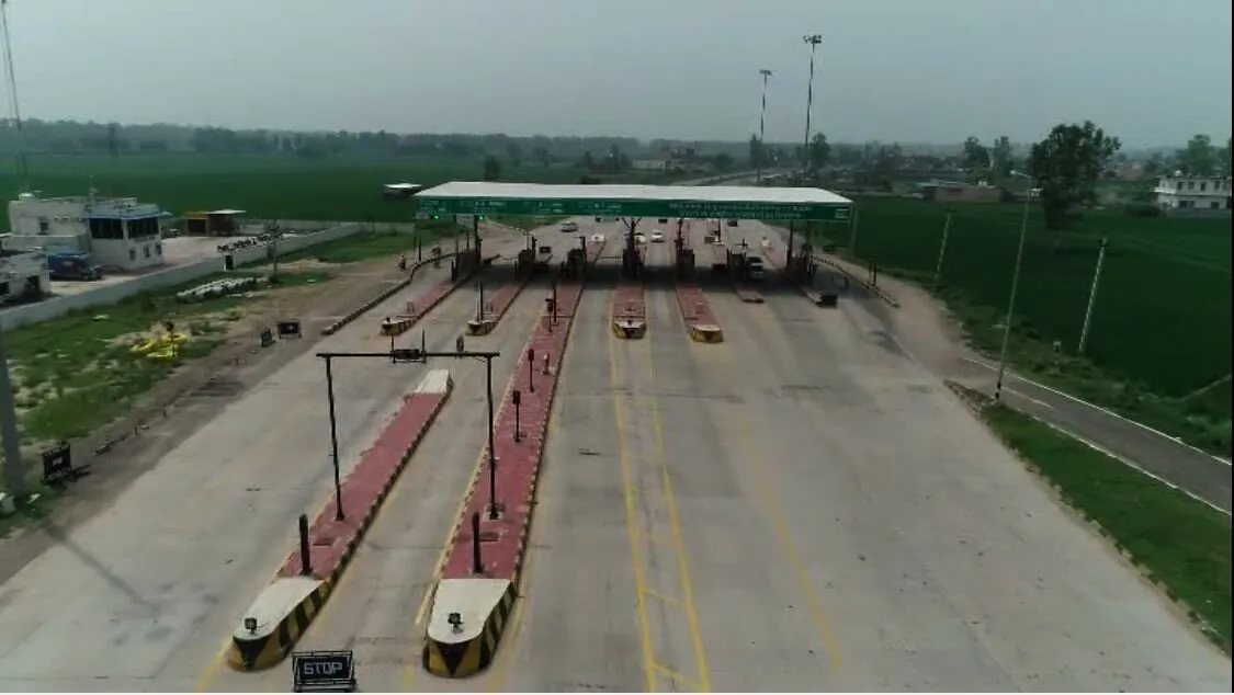 Saini Majara Toll Plaza