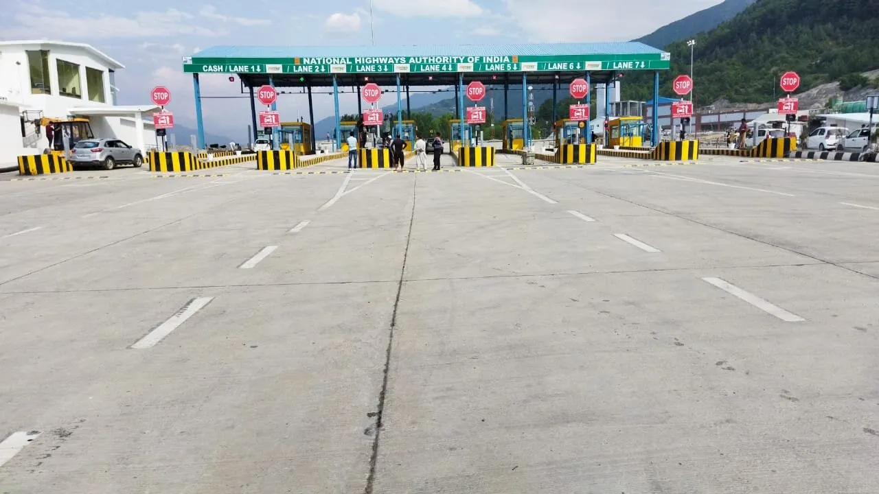 Ujroo Toll Plaza