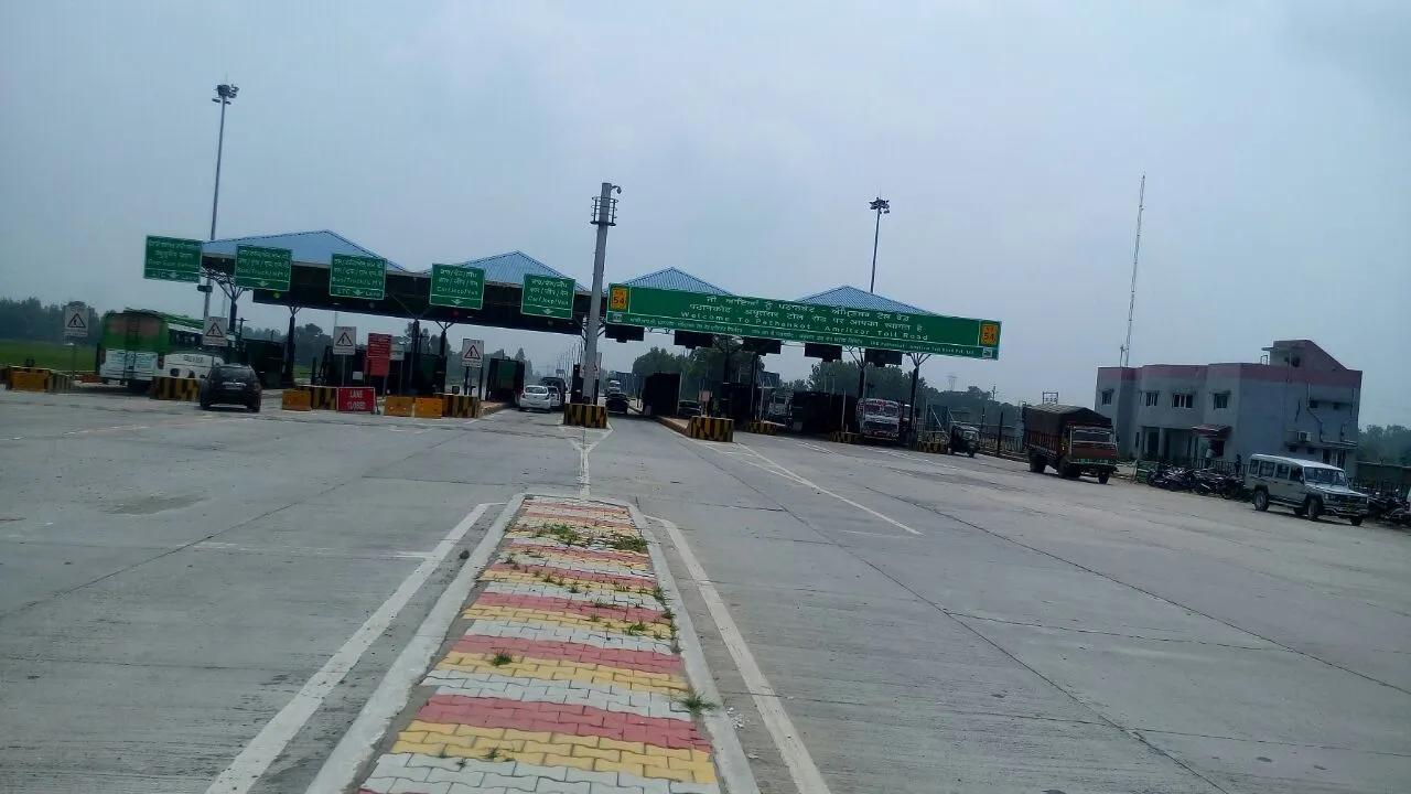 Waryam Nangal Toll Plaza