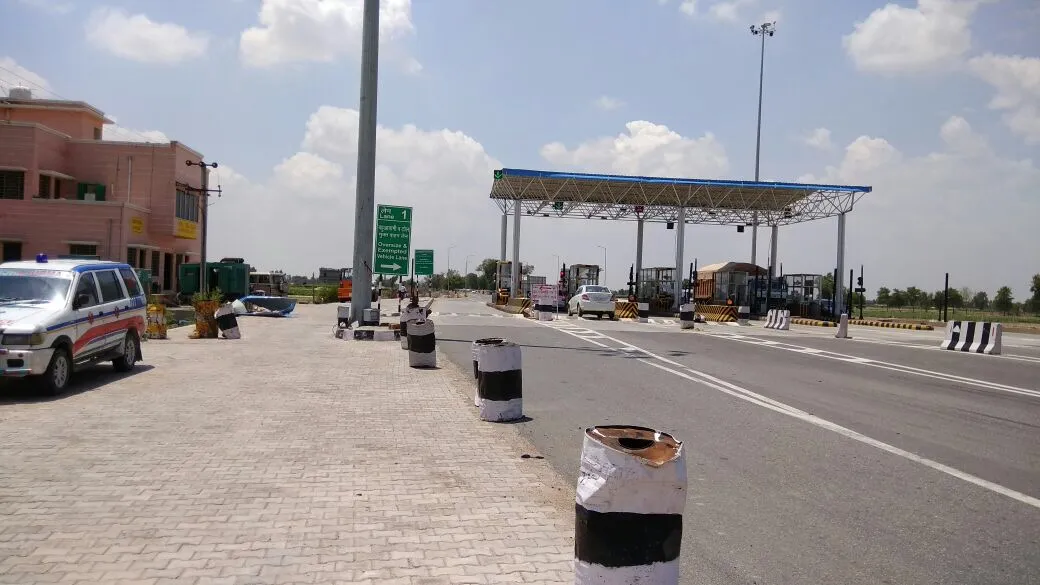 6ML (Sixml) Toll Plaza