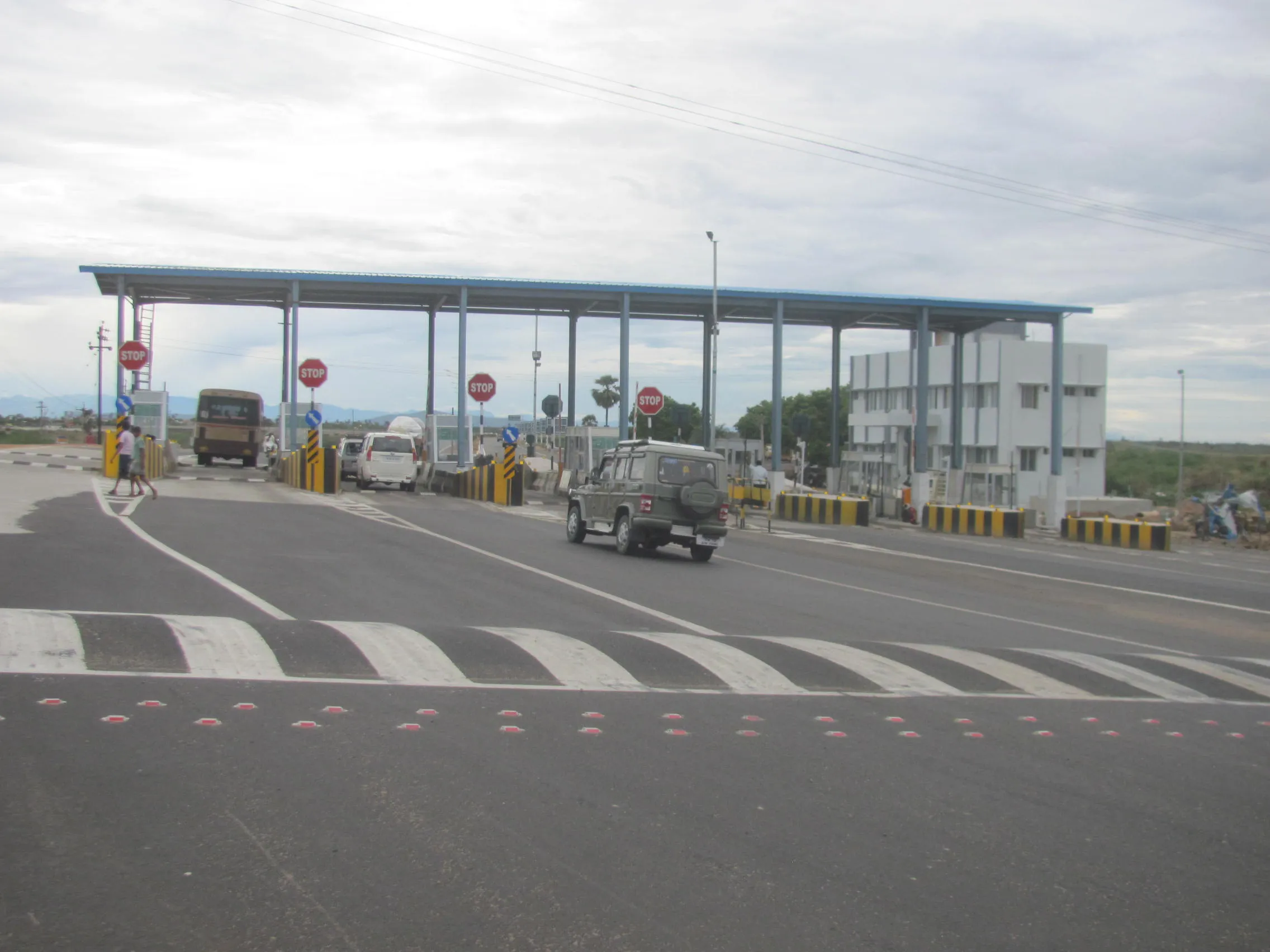 Pudukottai (Vagaikulam) Toll Plaza