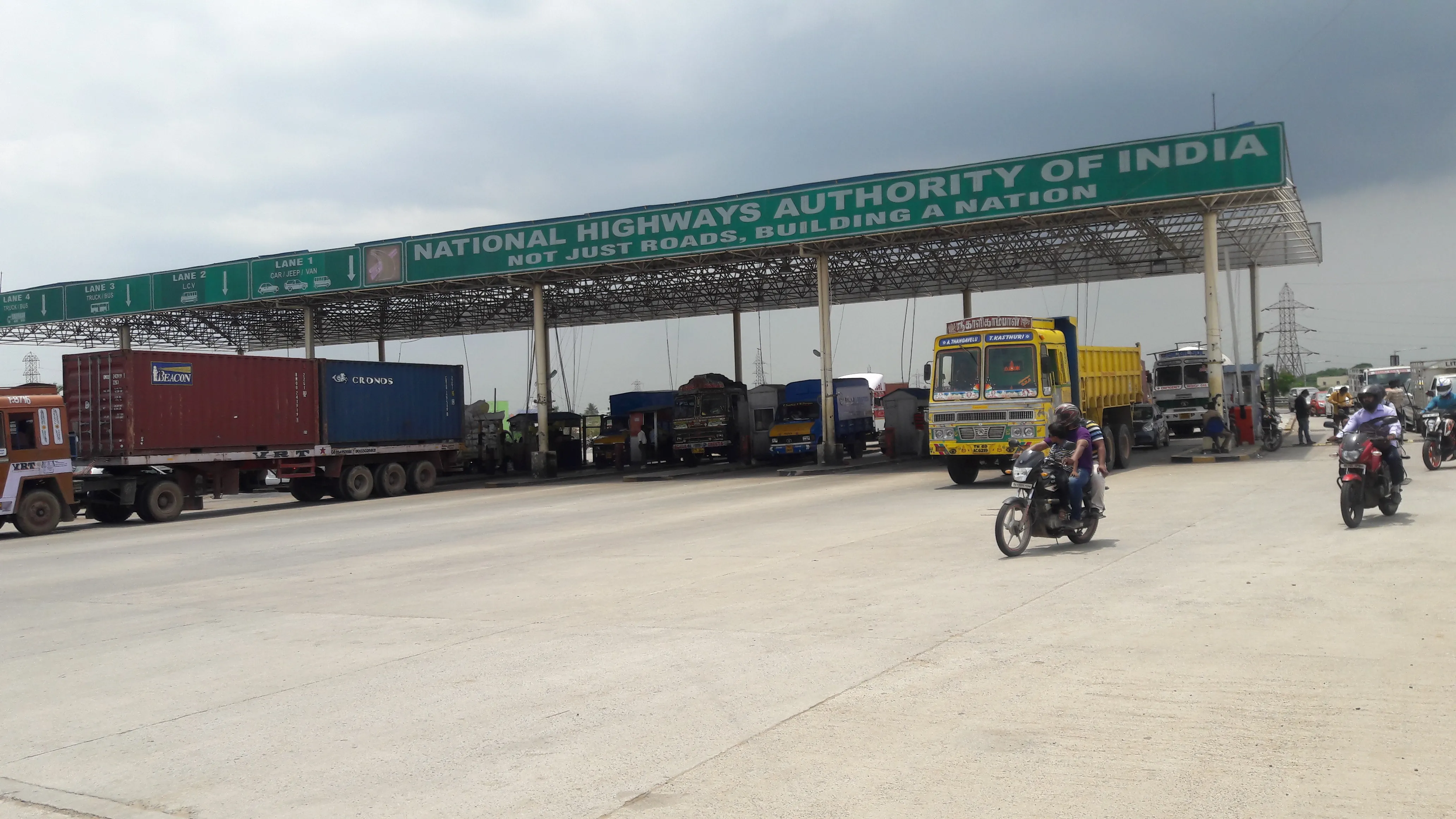 Surapattu (Chennai Bypass II) Toll Plaza