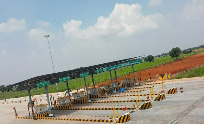 Munnanur Toll Plaza