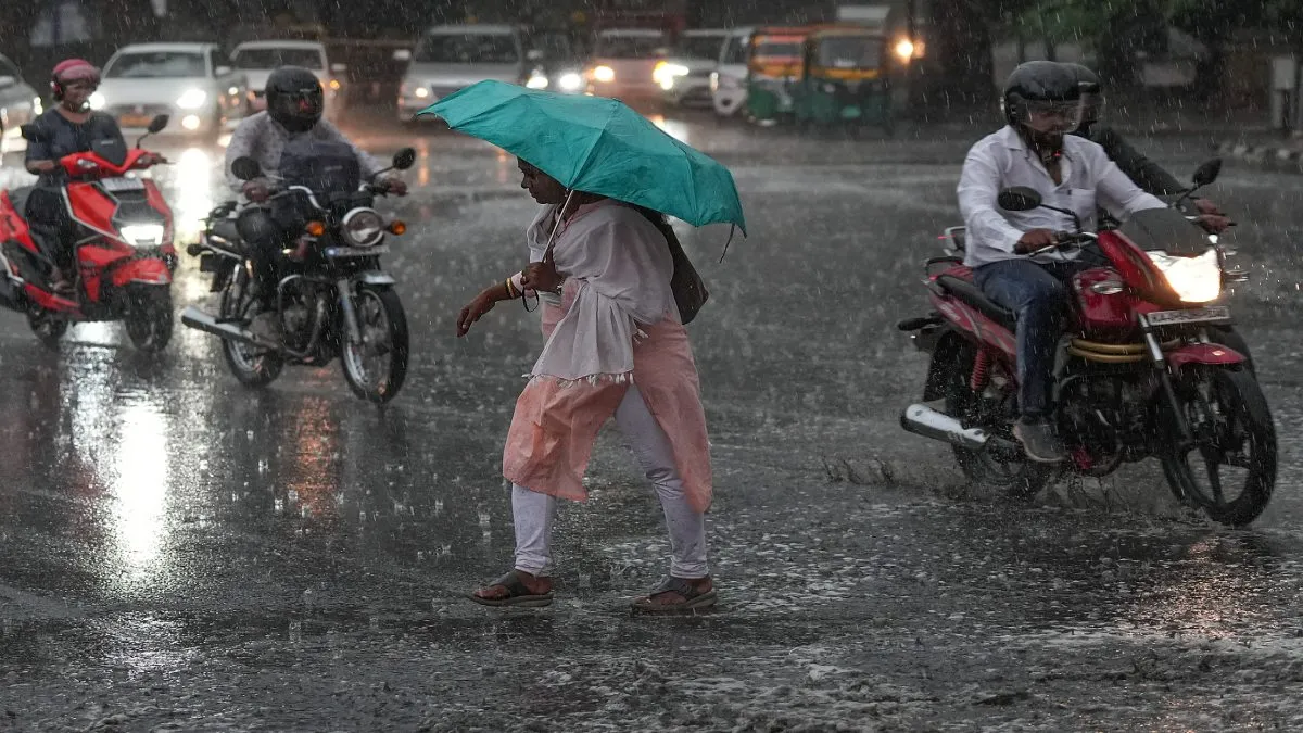 Bengaluru Braces for Rain: IMD Predicts Showers Across Karnataka