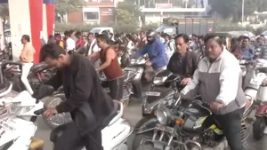 Petrol Pumps Gone Dry Amid Truck Drivers Strike Hyderbad Mumbai Madhya Pradesh Punjab Facing Fu