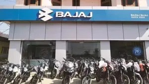 Bajaj Lauching Cng Bikes In June Targetting Mileage Conscious Consumers Says Rajiv Bajaj