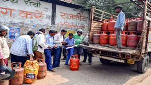 India Boosts Lpg Output 10 During West Asia Tensions Secures Crude Supplies