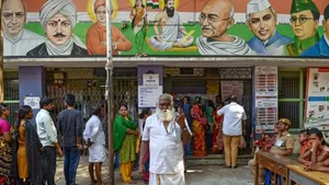 Tamilnadu Assembly Election What Voters Must Not Do At Polling Booths In Tamil Nadu