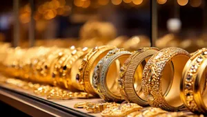 Chennai Gold Price Drops Rs 40 Gram Today Jewelry Buyers Rejoice Amid Iran Peace Talks Failure