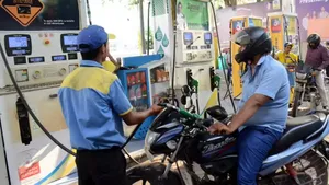Petrol Diesel Price Hike Looms Oil Psus Bleed Rs 30 000 Cr Monthly Amid Crude Surge