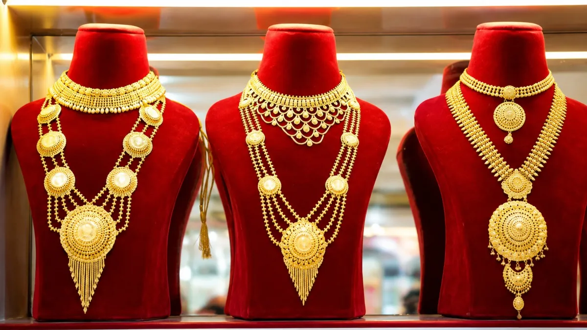 Gold Price: 2 மாசத்துல தங்கம் ரூ.1.60 லட்சம் வரை உயரப்போகுது.. அமெரிக்க அரசு எடுக்கப்போகும் முக்கிய முடிவு!
