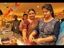 Mega Jhumka On Display At The Grt Jewellers Hyderabad