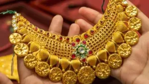 Gold Market Trends Dbs Ocbc See Opportunity In Price Corrections